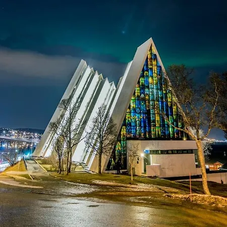 Apartment Luxury Facilities For Families L Near Attractions Tromsø