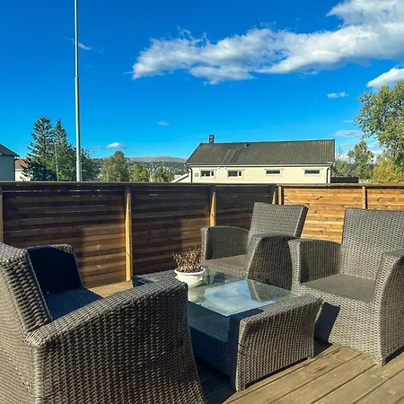 Luxury Facilities For Families L Near Attractions L Free Garage Apartment Tromso