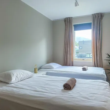 Luxury Facilities For Families L Near Attractions L Free Garage * Tromso